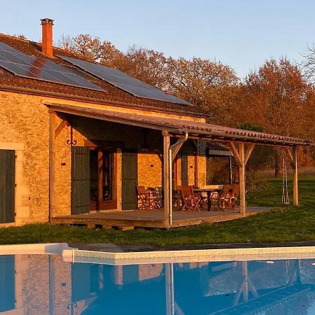 Chalet Charming Countryside With Pool Castelnau-sur-Gupie